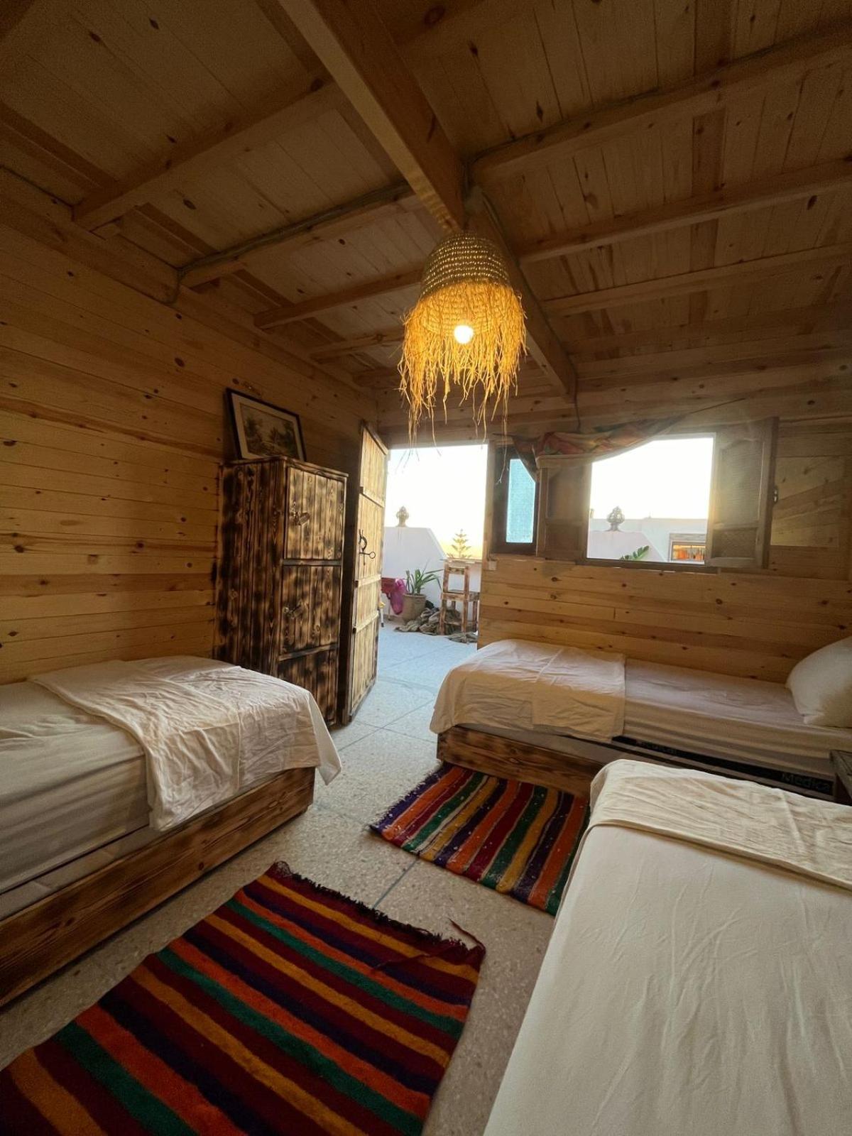 Heaven Surf Camp Hostel Tamraght Ngoại thất bức ảnh