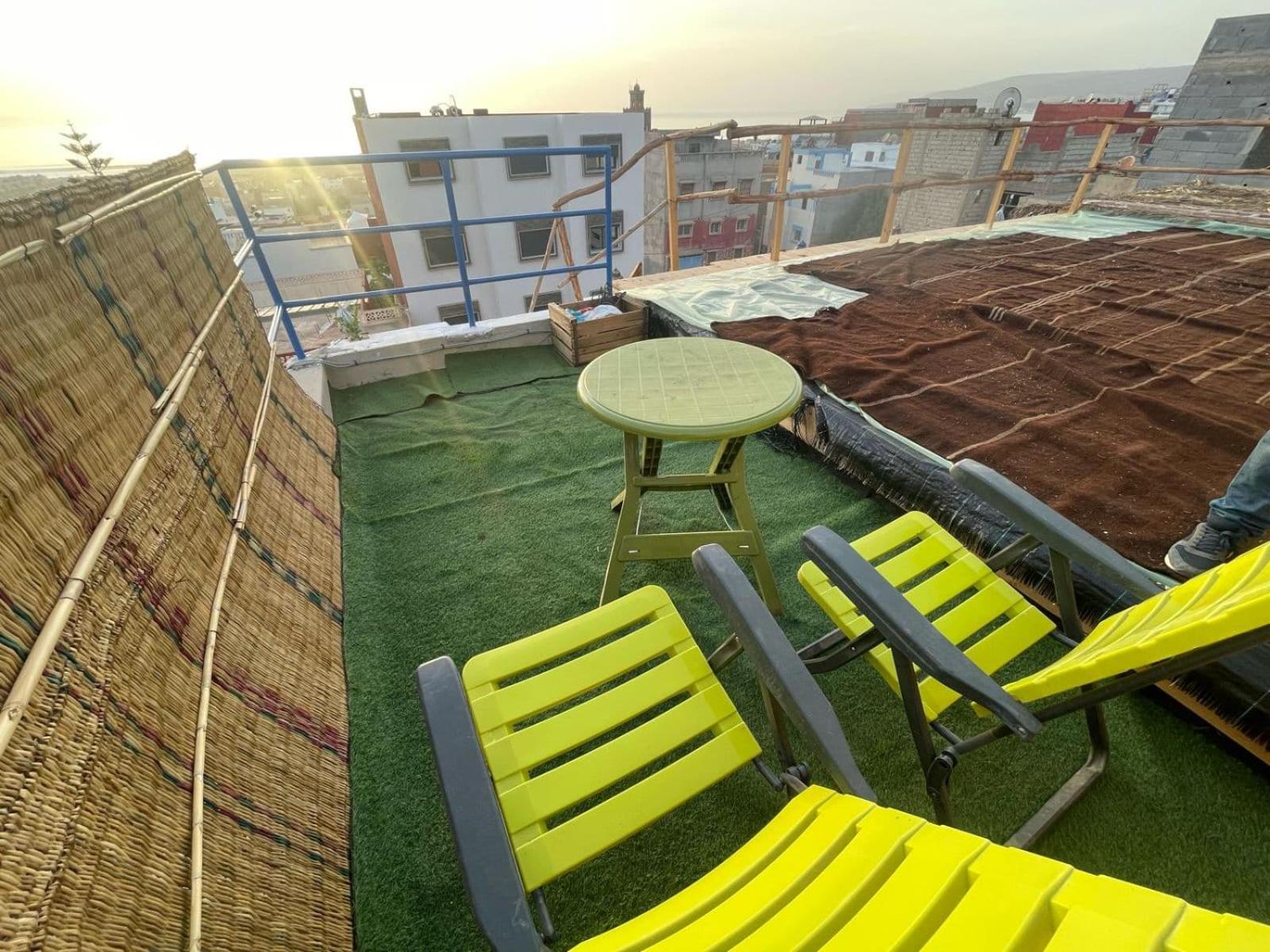 Heaven Surf Camp Hostel Tamraght Ngoại thất bức ảnh